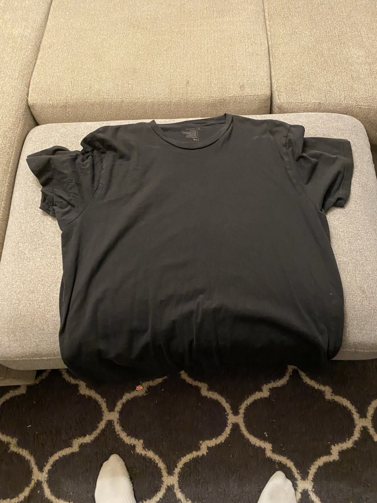 Old Navy Men’s Xl Plain Black T-shirt Short Sleeve Round Neck Cotton Casual Top gallery
