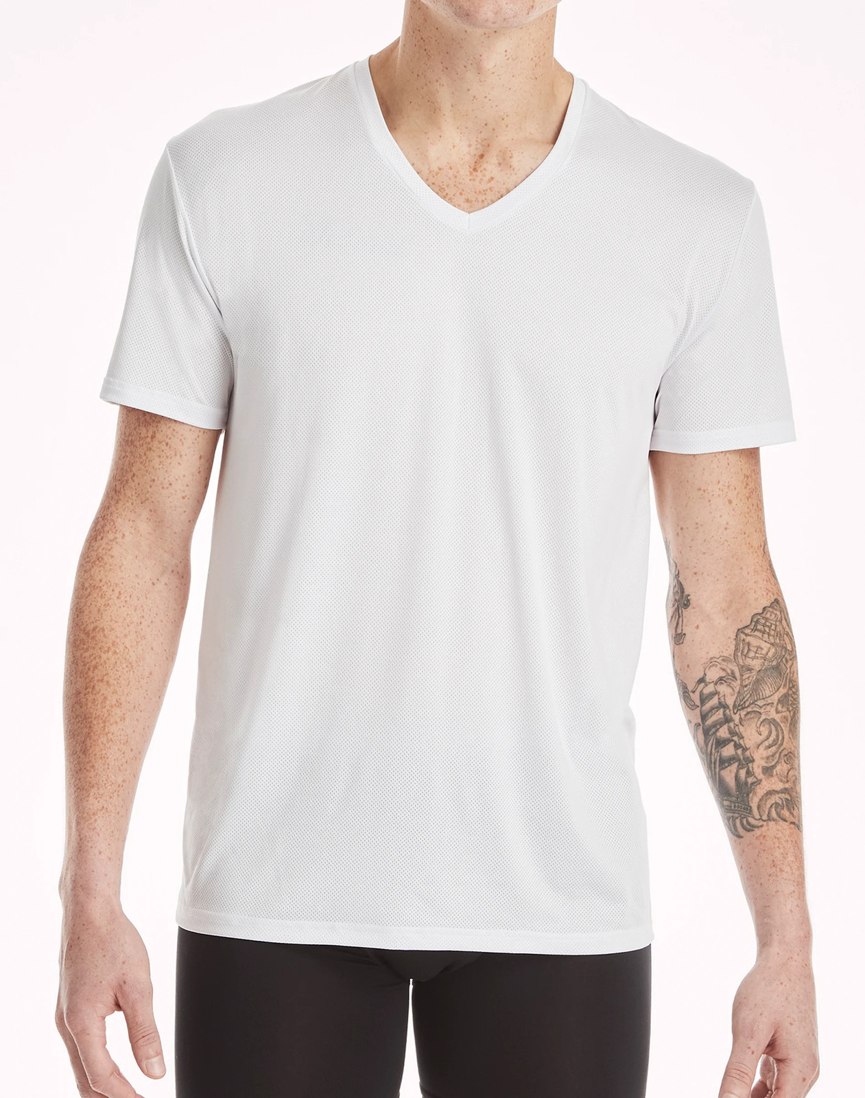 Hanes V-Neck Undershirt 4-Pack T-Shirt Short Sleeve Ultimate Men's X-Temp Mesh gallery