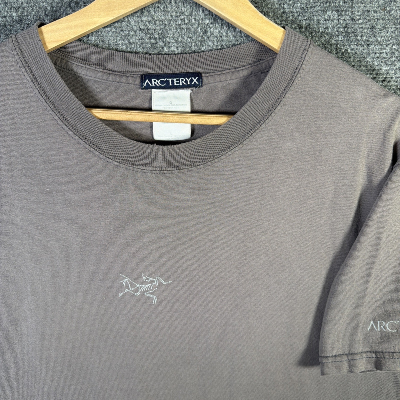 Vintage Arcteryx Shirt Mens Large Gray 90s Nature Bird Skeleton Hiking Faded gallery