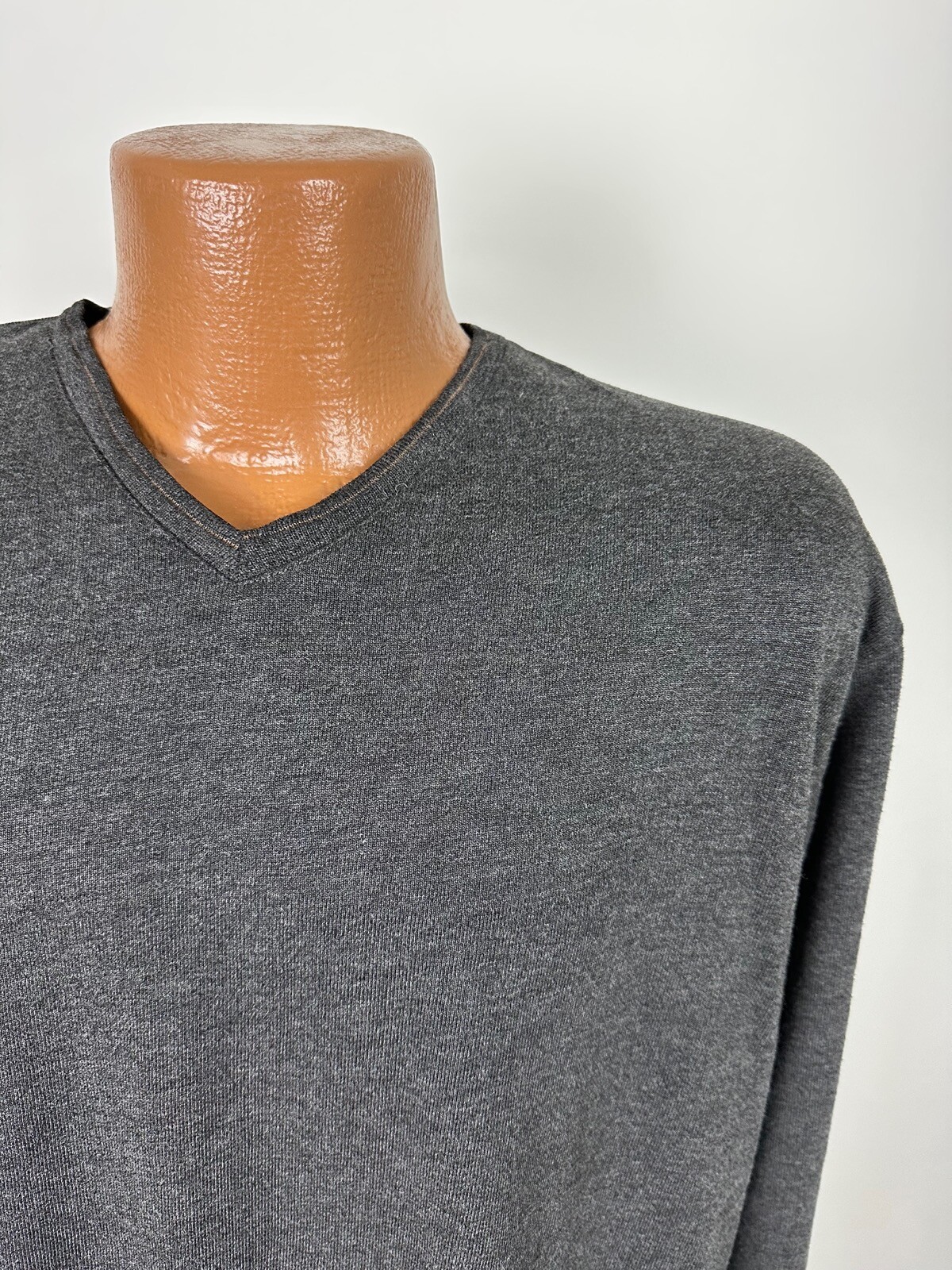 Vintage 90s V-Neck Shirt Men Large Minimal Gray Heavy Rayon Blend Robert Stock gallery