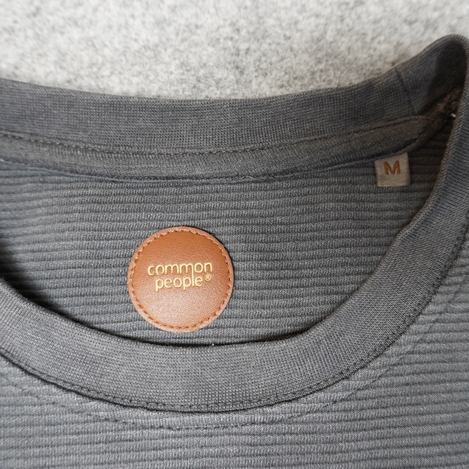 COMMON PEOPLE T-Shirt Men's Gray M Textured Crew Neck Cotton Blend Top gallery