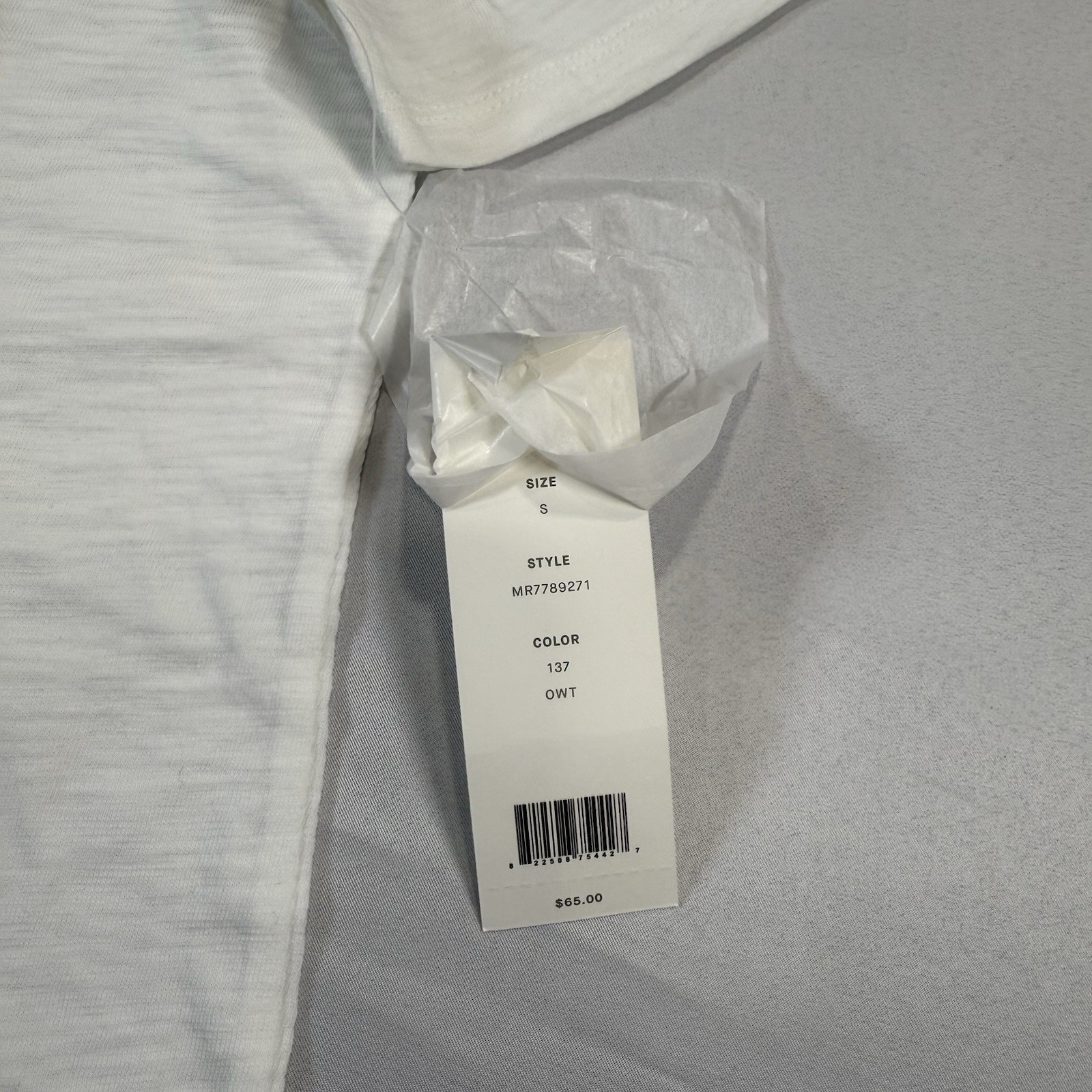 Vince Slub Cotton V-neck Designer T-Shirt Size Small NWT $65 gallery