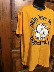 Vintage H Wolf & Sons 80’s Single Stitch Only Love Beats Popcorn Cartoon Large!!