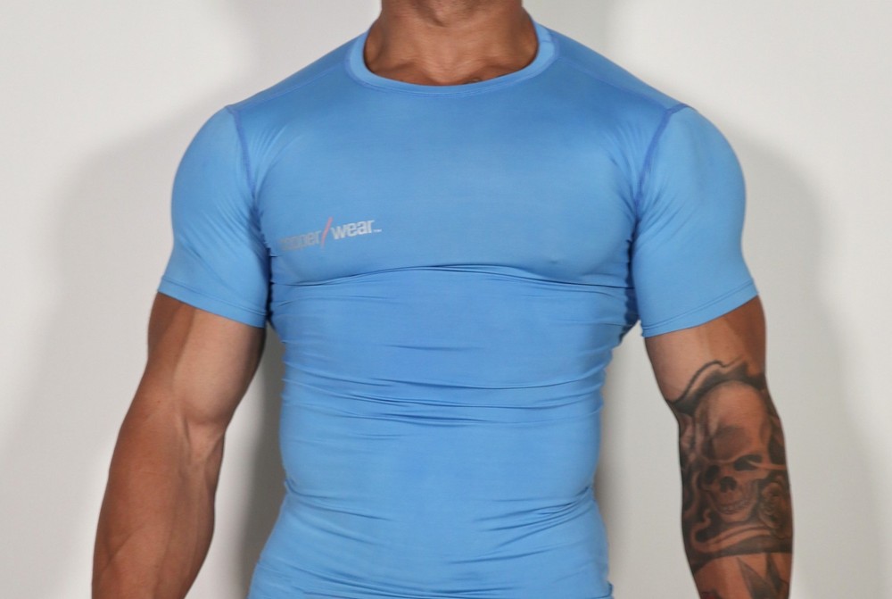 MEN’S LIGHT BLUE SHORT SLEEVE COMPRESSION SHIRT SIZE M