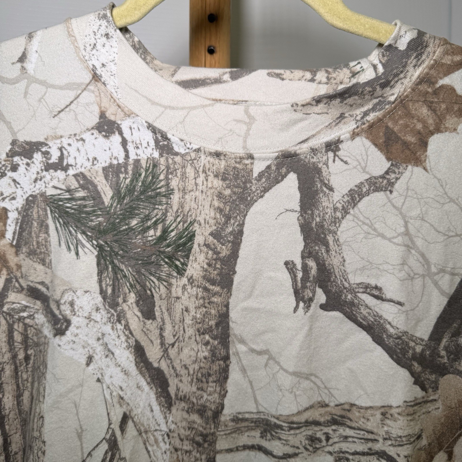 Hollister Heavyweight Boxy Fit Camo Print T-Shirt - Men's Size M Retail $25 gallery