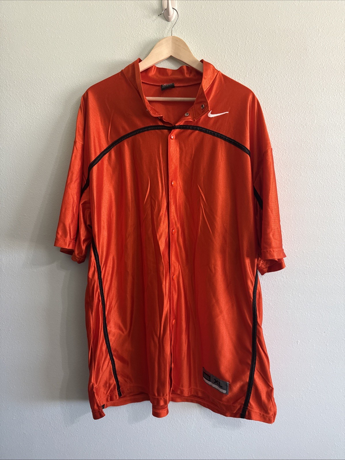 Vintage Y2K Nike Team Sports Snap front Warm Up Jersey Orange Men’s XL