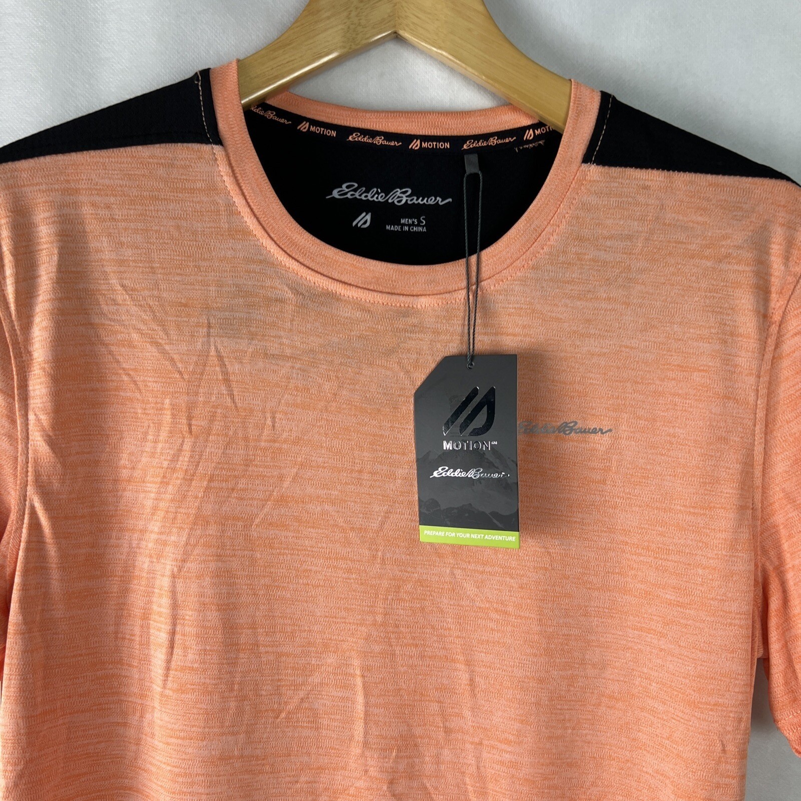 Eddie Bauer Motion Men's Tee Size Small Active Short Sleeve Cantaloupe Orange A2 gallery