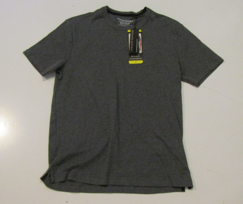 BANANA REPUBLIC S/S Gray Luxe Touch Performance Tee Shirt Size Medium NWT Mens