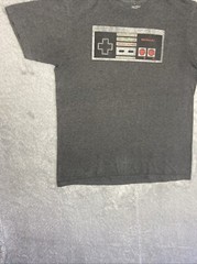 Nintendo NES Controller T-Shirt XL Video Game NES Original Dark Gray *READ*