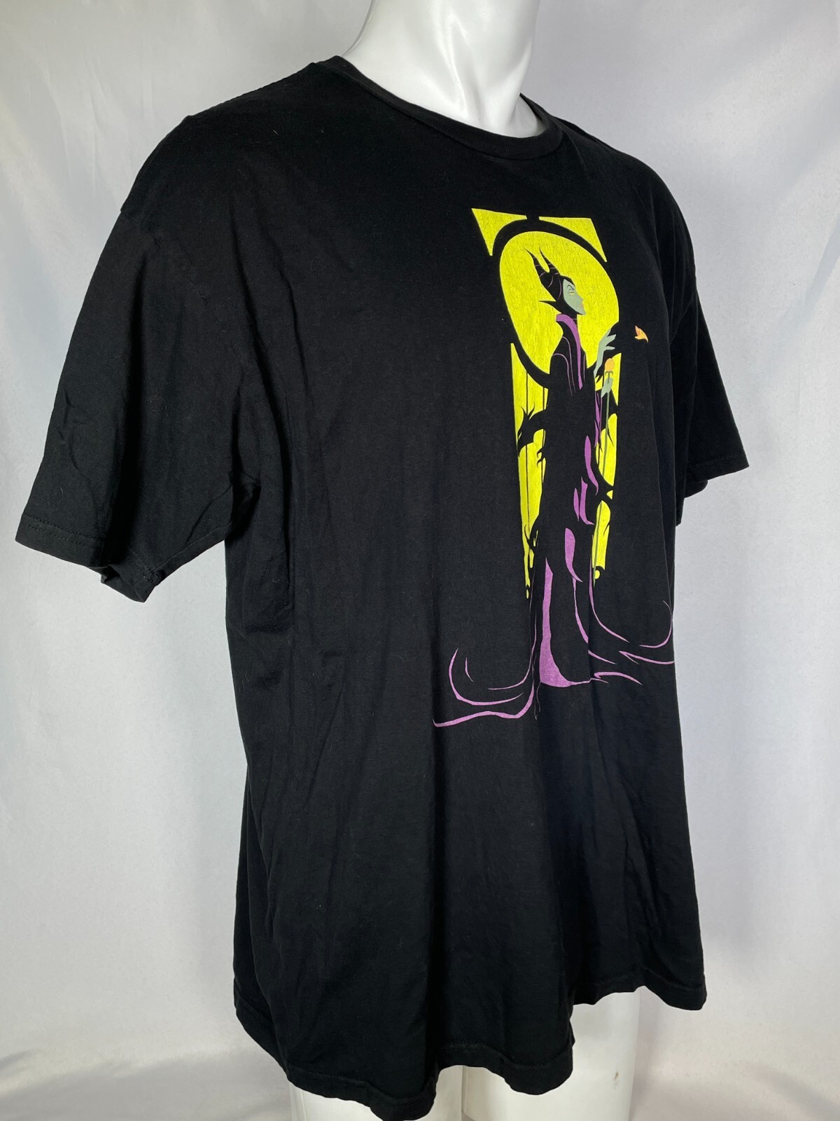 Disney Villains Magnificent Maleficent Transform T-Shirt Men's XXL gallery