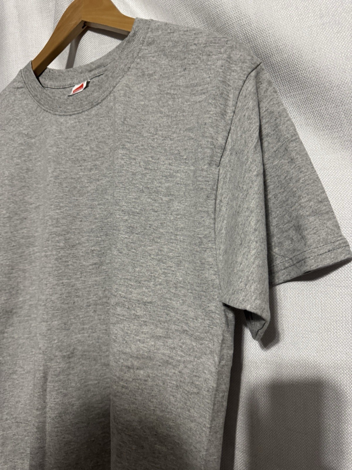 NWOT Hanes Tshirt Gray Short Sleeve Unisex Adult Cotton/Poly blend gallery