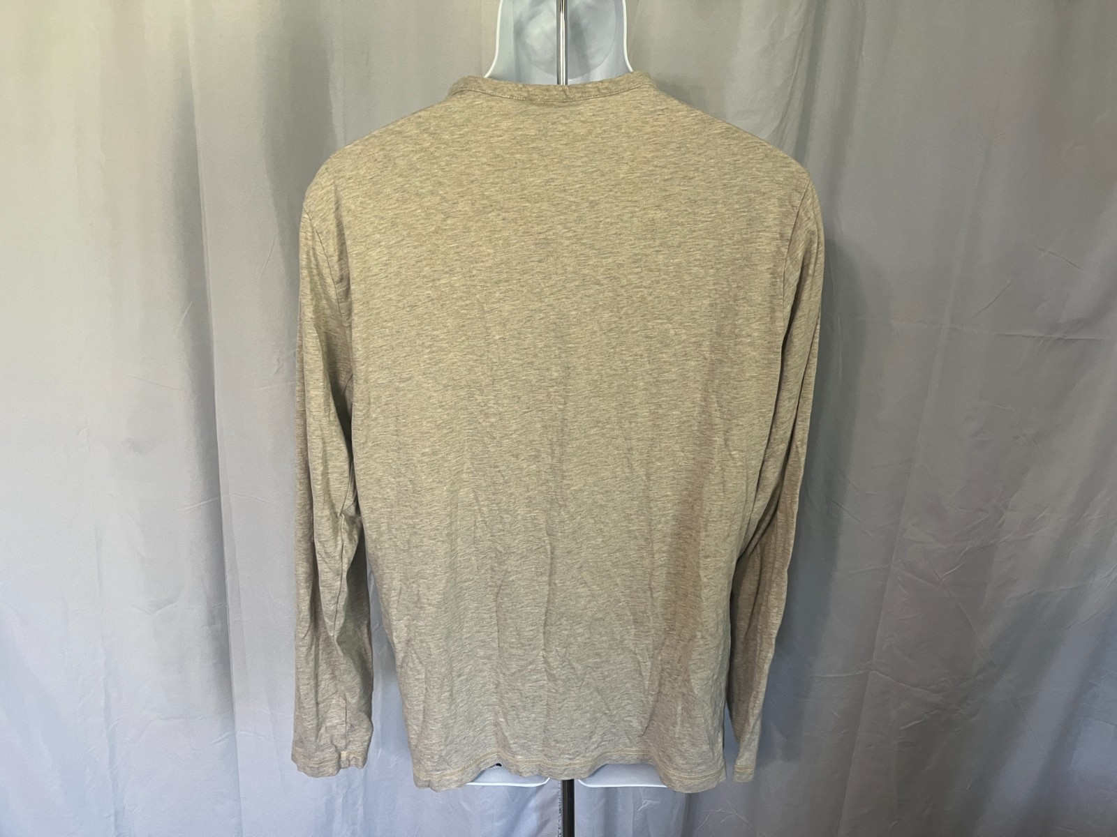 🏔️ Patagonia Men’s Cream Flecked Long Sleeve Henley T-Shirt Medium M EUC 🌿 gallery