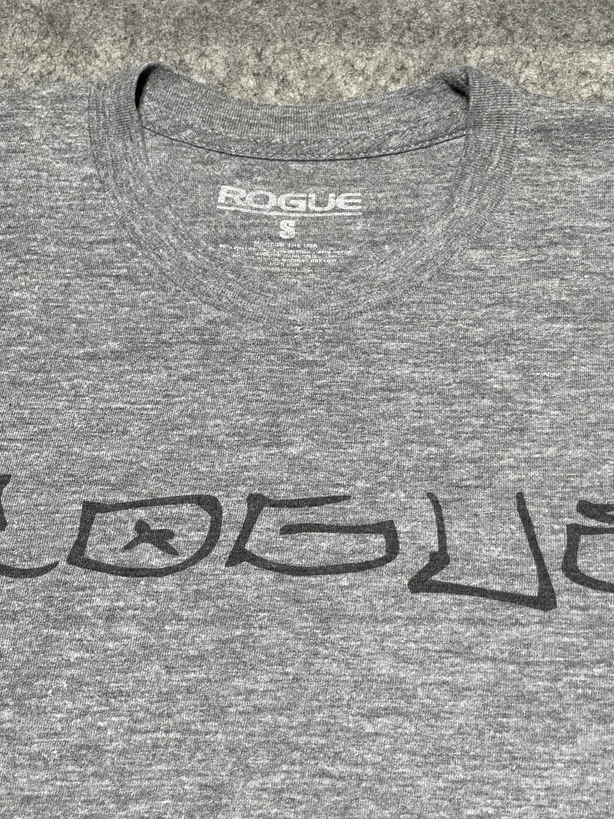 ROGUE Sports Gym Rat Lift Heavy weights Gray SMALL Skull Shirt Day of the Dead gallery