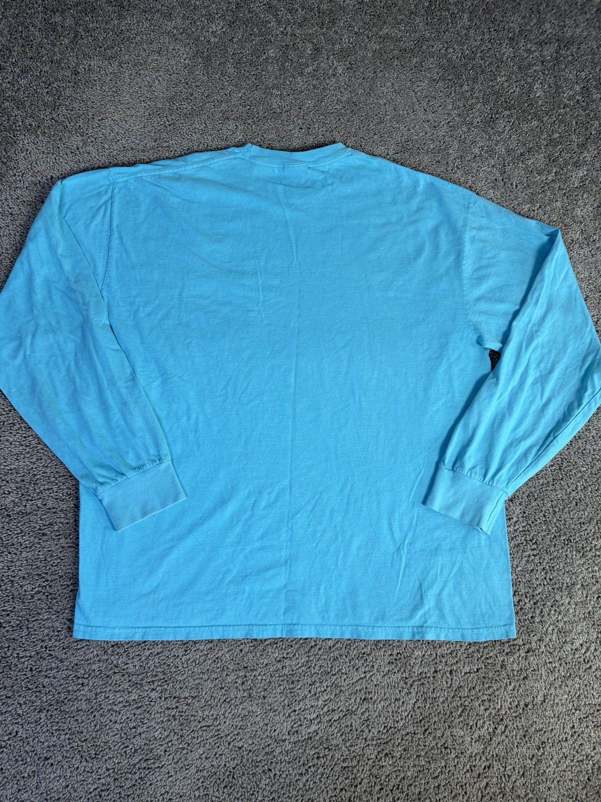Hooters Shirt Mens 2XL Blue Pocket Logo Restaurant Crew Neck Long Sleeve gallery