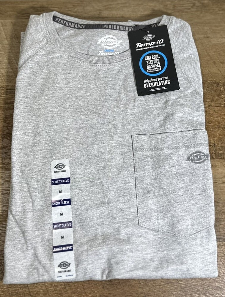 DICKIES Temp-iQ™ Performance Cooling Pocket T-Shirt Size M MSRP $34 T Shirt