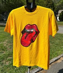 VTG 2006 The Rolling Stones Bigger Bang Tour Tee Mens L Rare Yellow Band Shirt