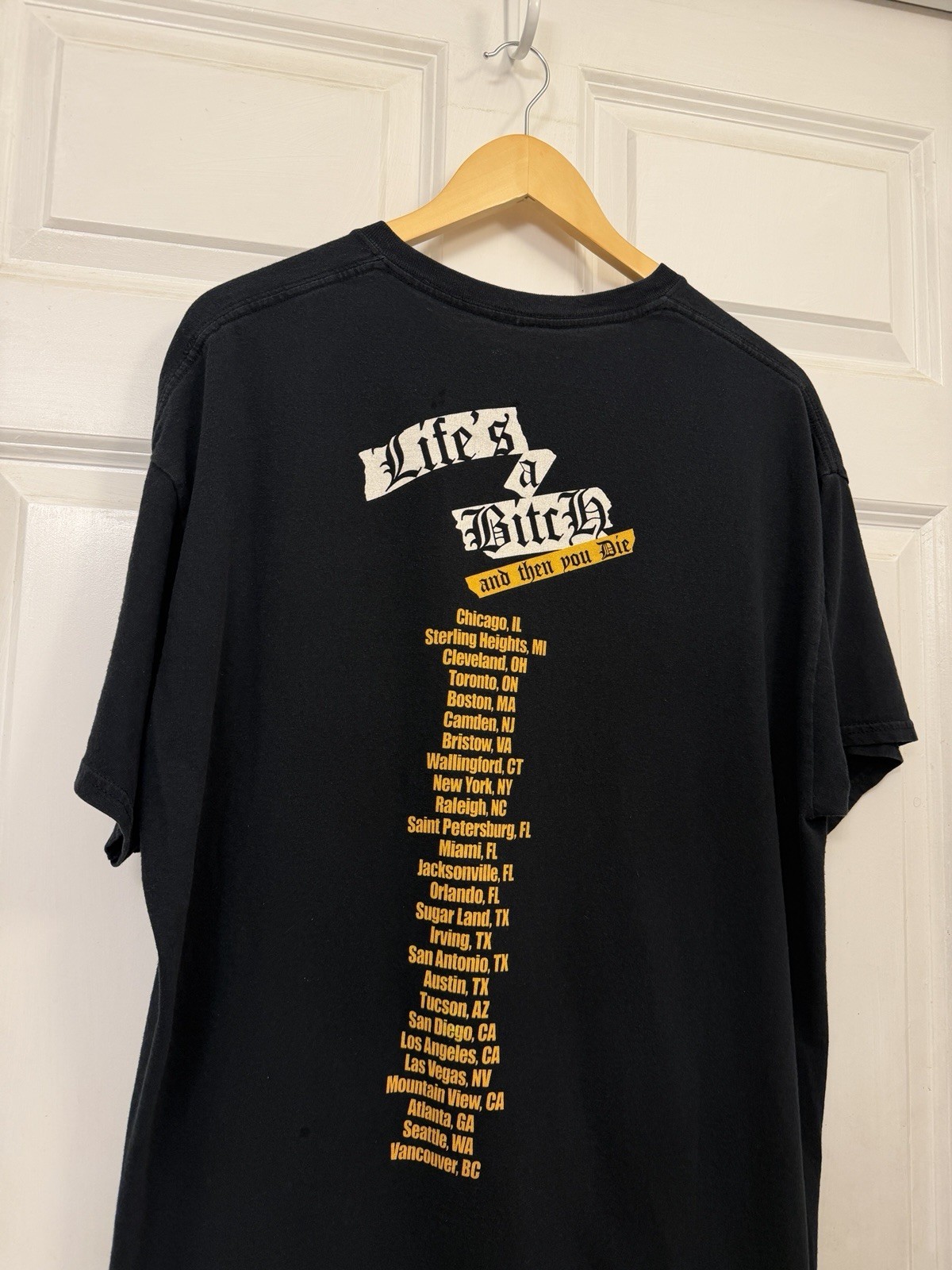 2017 Nas Life’s a Bitch NY State of Mind Tour T-Shirt XL Hip Hop Rap Tee gallery