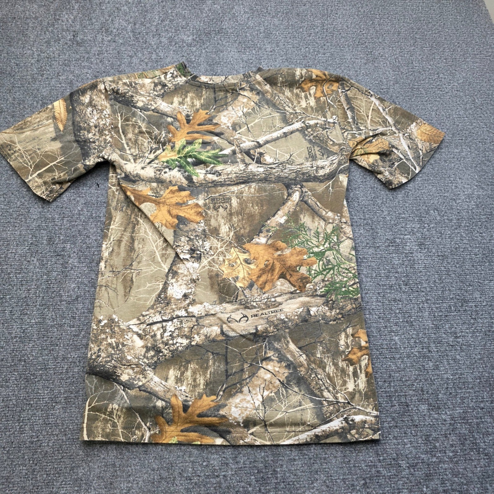 Realtree Men's Small Magellan Outdoors Hunt Gear Edge Camo T-Shirt Hunting Te gallery