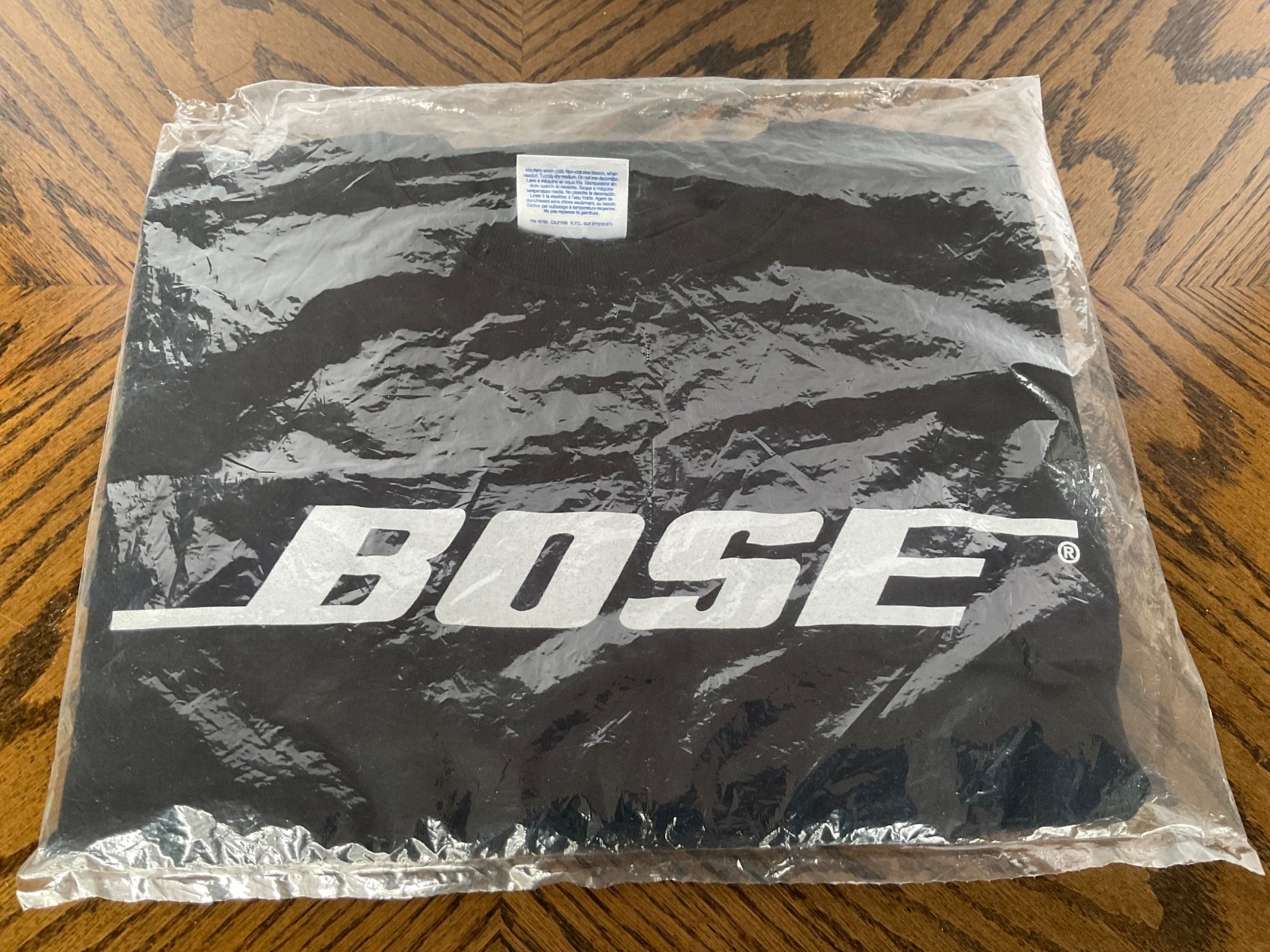 Hane’s Black T Shirt w/ White Bose Logo Adult L 42-44 100% Cotton New NIP