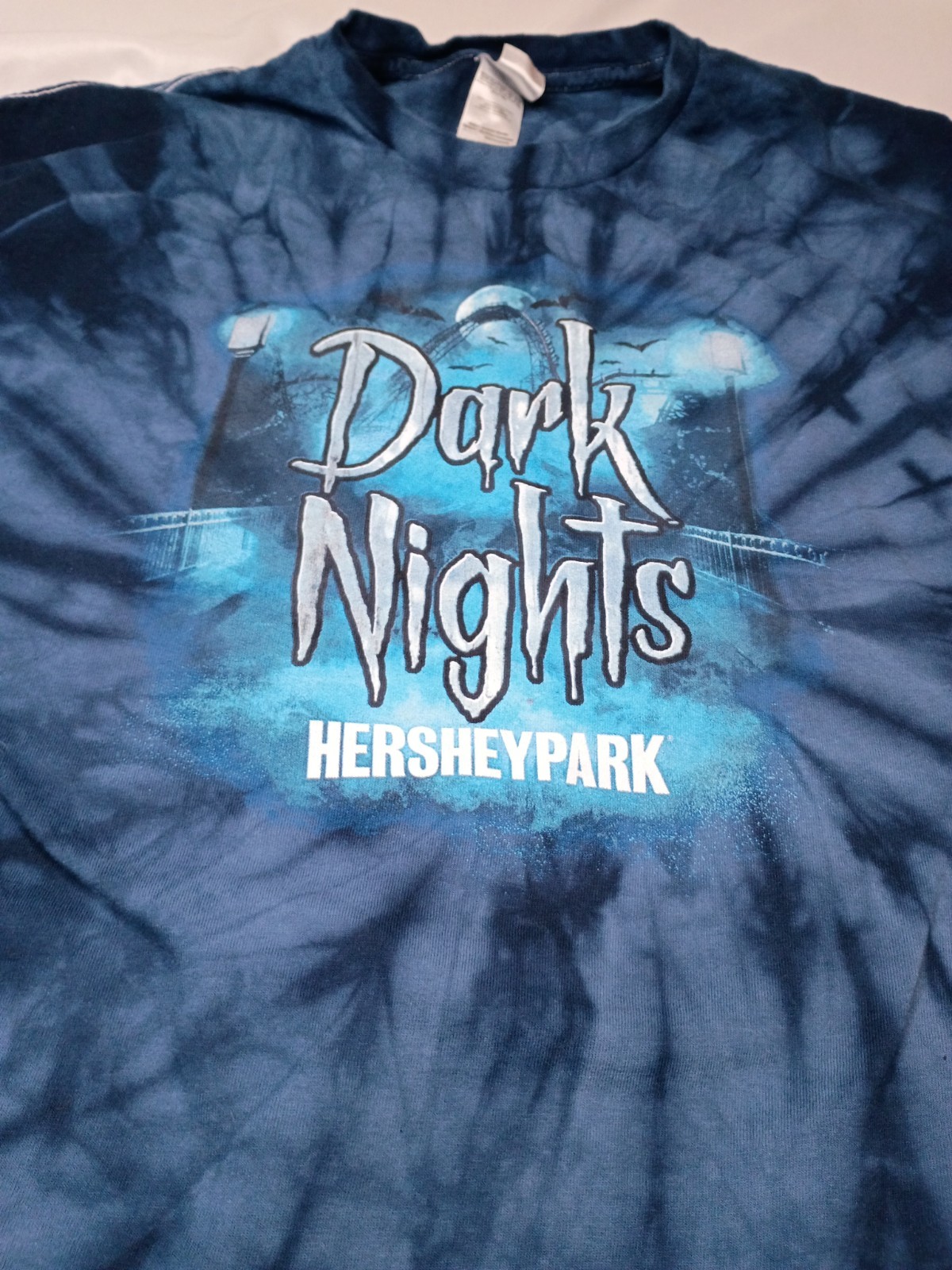 Dark Nights Hershey Park Blue Tie Dye Graphic Tee Shirt Short Sleeve Y2K gallery