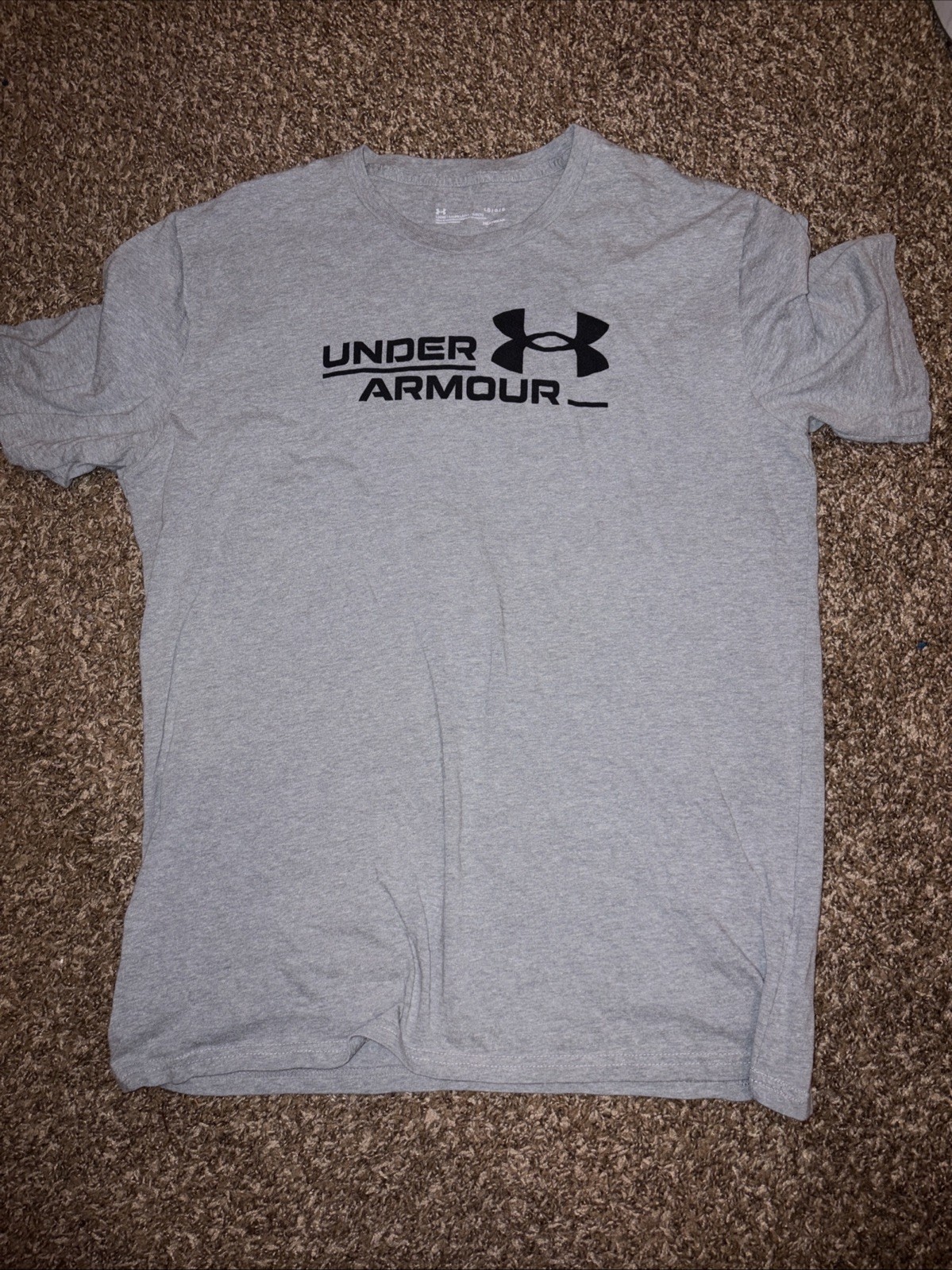 Under Armour HeatGear Large T-shirt -Grey