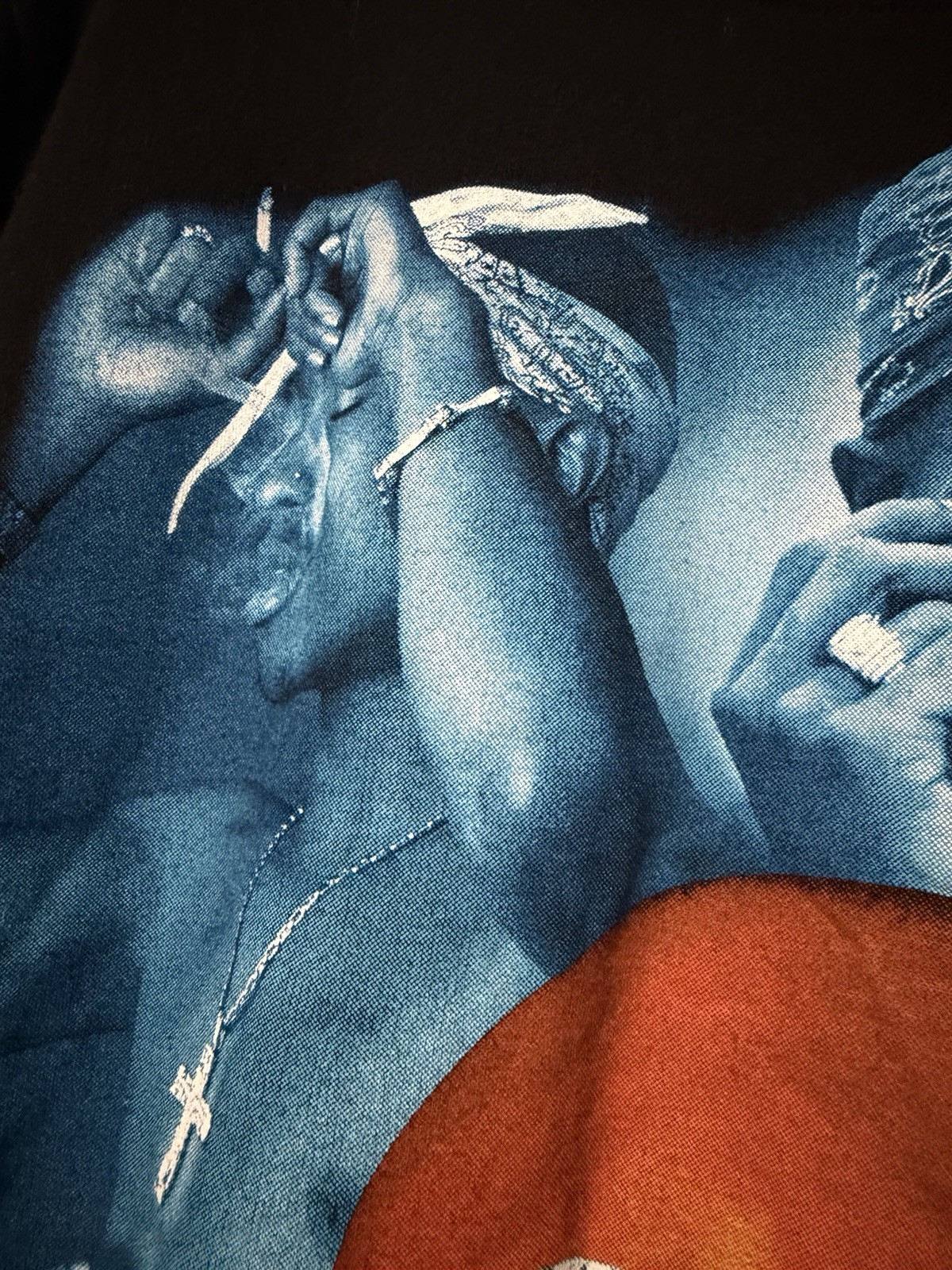 2Pac Shakur”All Eyez On Me” Vintage Black Short Sleeve Graphic T-Shirt Medium gallery