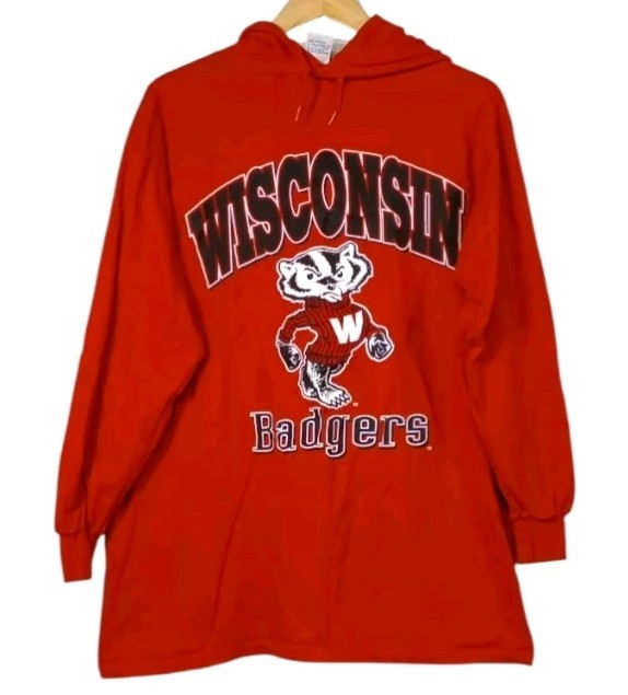 Wisconsin Badgers Bucky Badger Long-Sleeve Shirt Sz XL Red Artex Sportswear USA