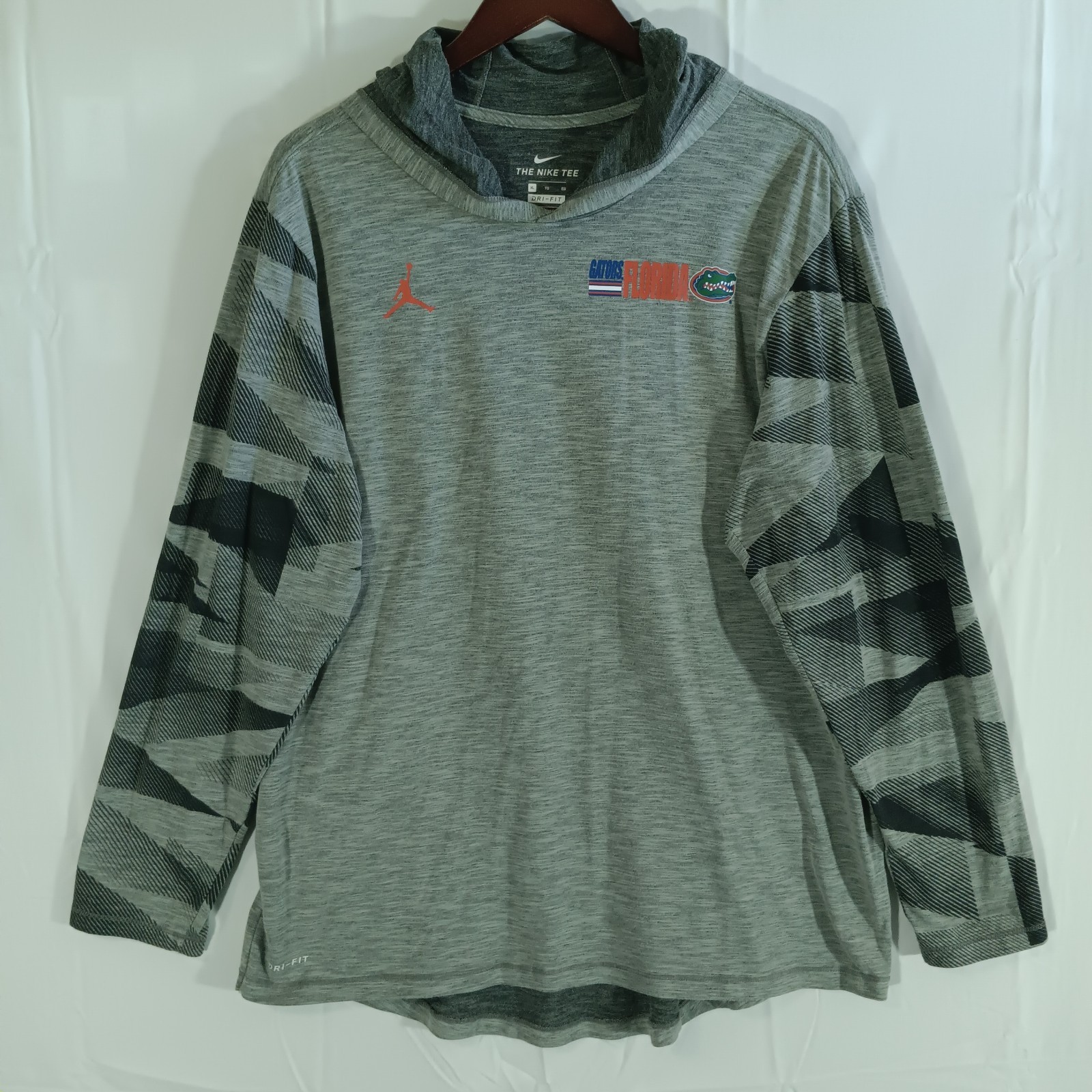 Nike Tee University of Florida Jumpman Air Jordan Mens XL Gray LongSleeve Hooded gallery
