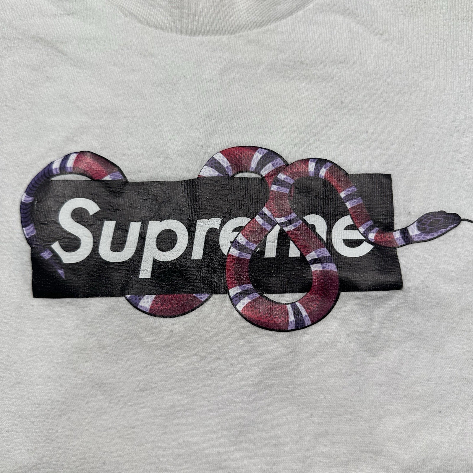 Supreme King Snake T Shirt Mens L White Rare Limited Edition Designer Streetwear gallery