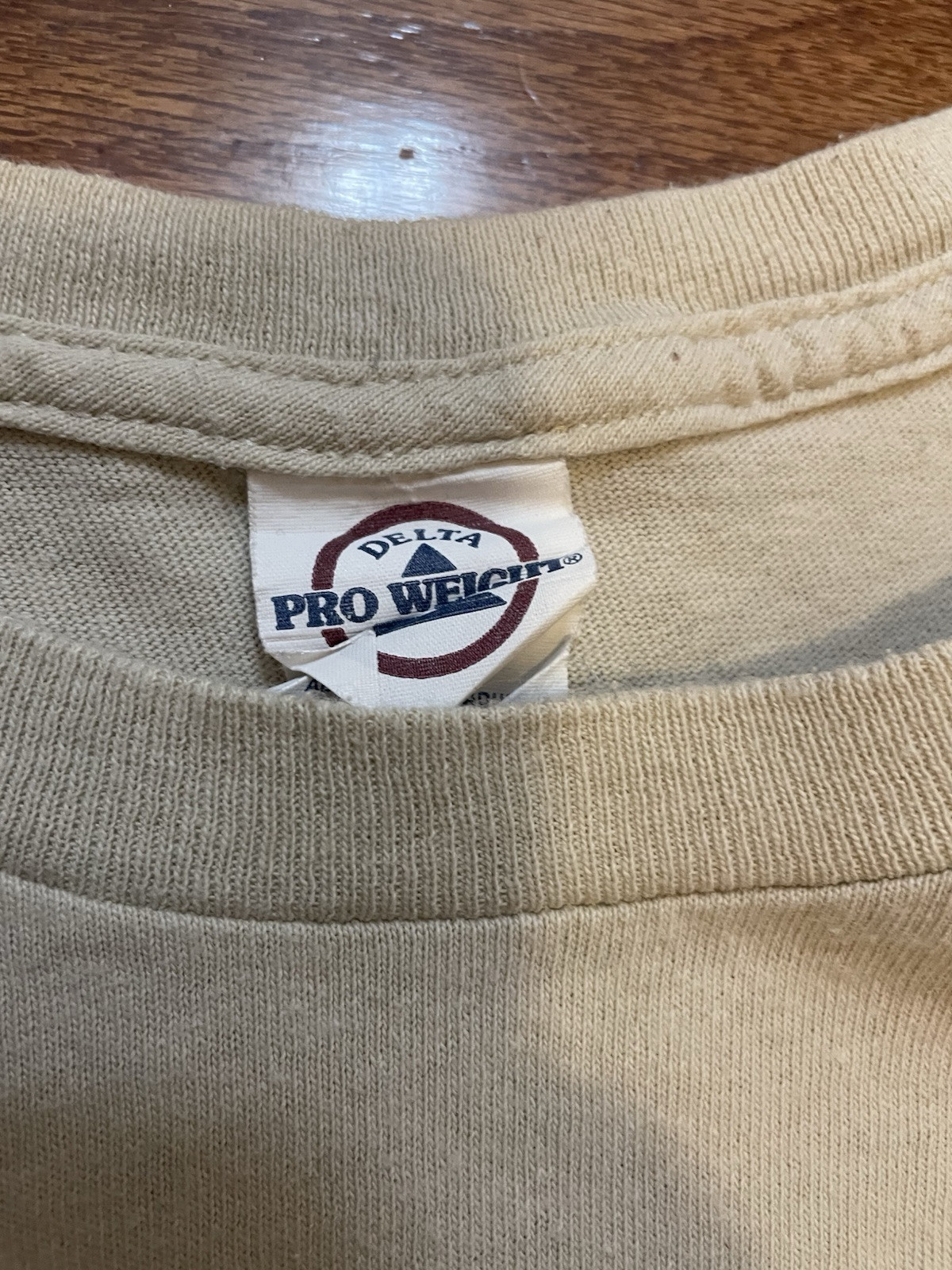 Vintage Y2K All About Hunting Tan Graphic T-Shirt Men's XL Delta Pro Weight gallery
