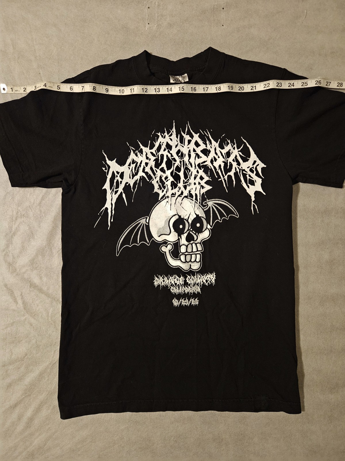 Men's S black, Short Sleeve, Shaka Wear, Unreadable Font Graphic gallery
