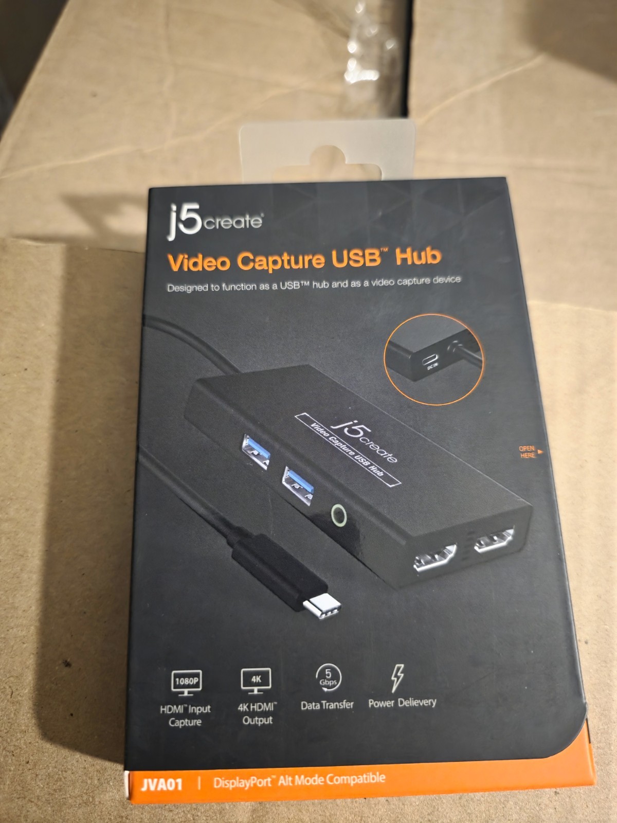 j5create Video Capture Card with PD 60W Pass-Through Charging, Built-in Multi