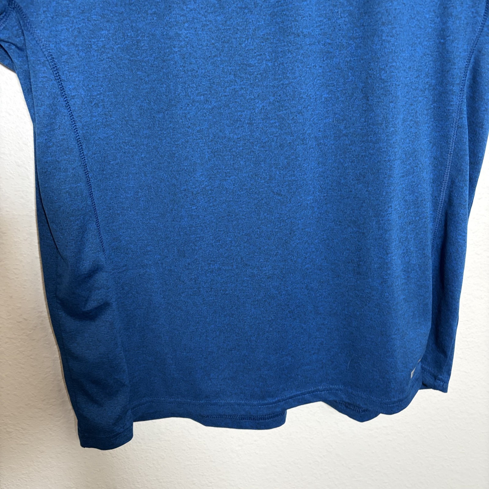Tek Gear T-Shirt Men's Small Blue Navy Crew Neck Short Sleeve Athletic Casual gallery