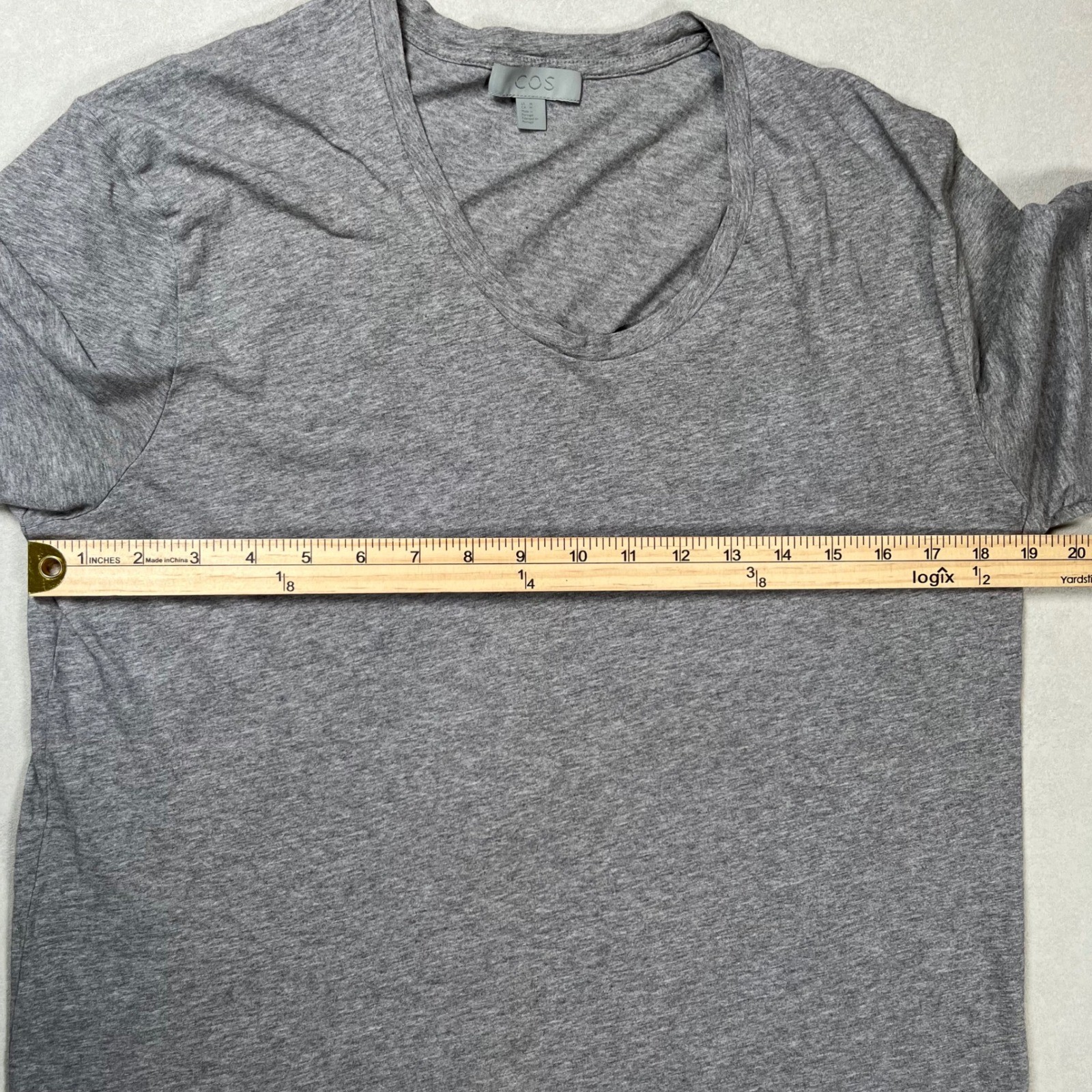 COS Scoop Neck T-Shirt Mens Medium Grey Heathered Cotton Minimalist Tee Casual gallery
