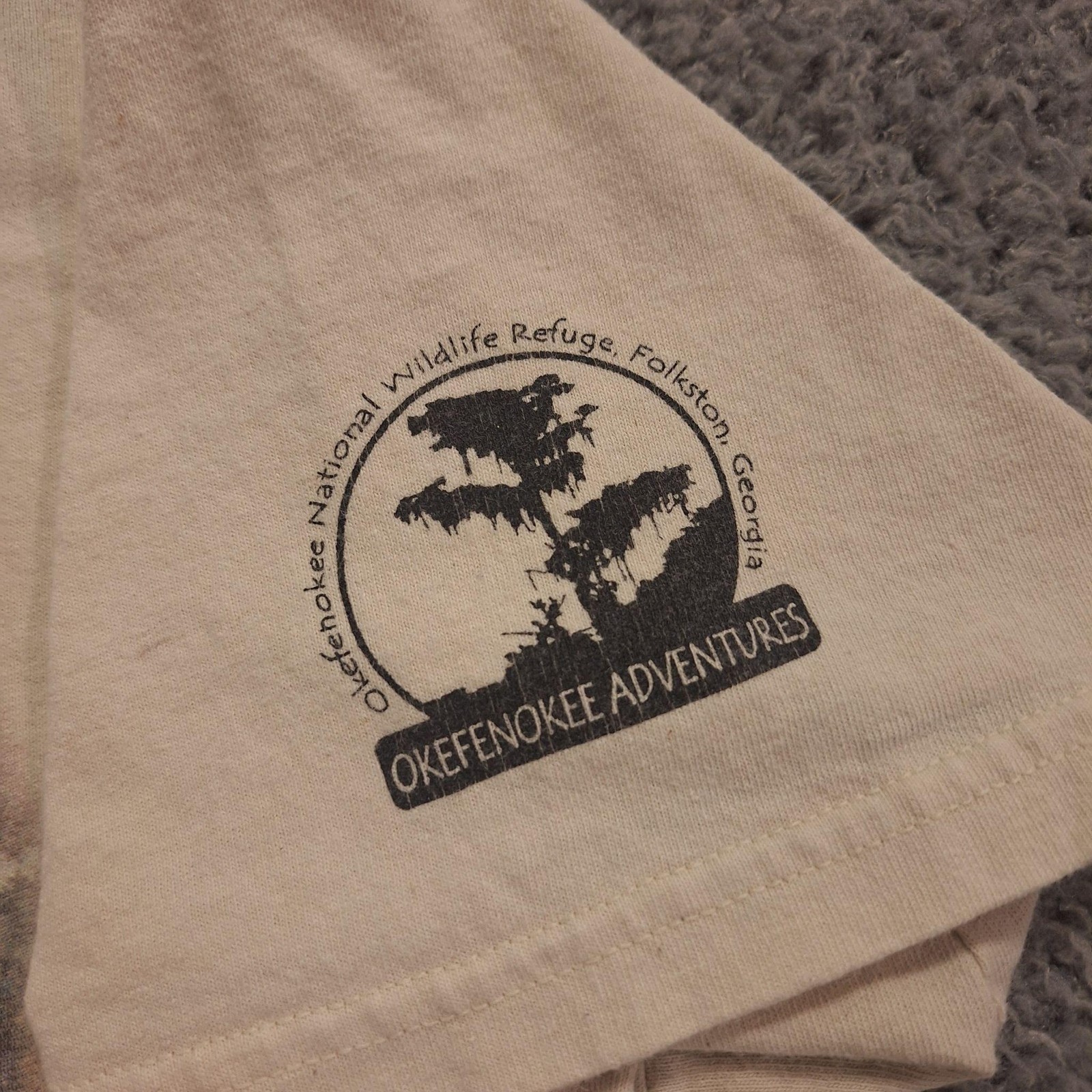Southern Wetlands Okefenokee Shirt Mens Medium Beige Wildlife Graphic Tee Gildan gallery