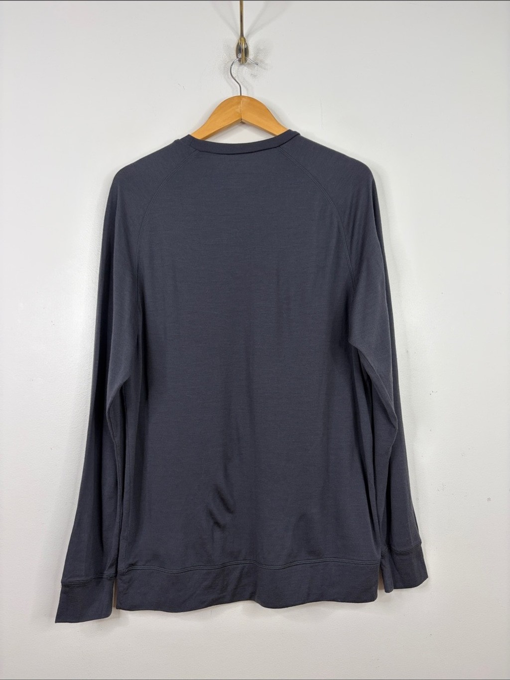 Unbound Merino Shirt Mens XXL Dark Gray Merino Wool Jersey Long Sleeve Crew gallery