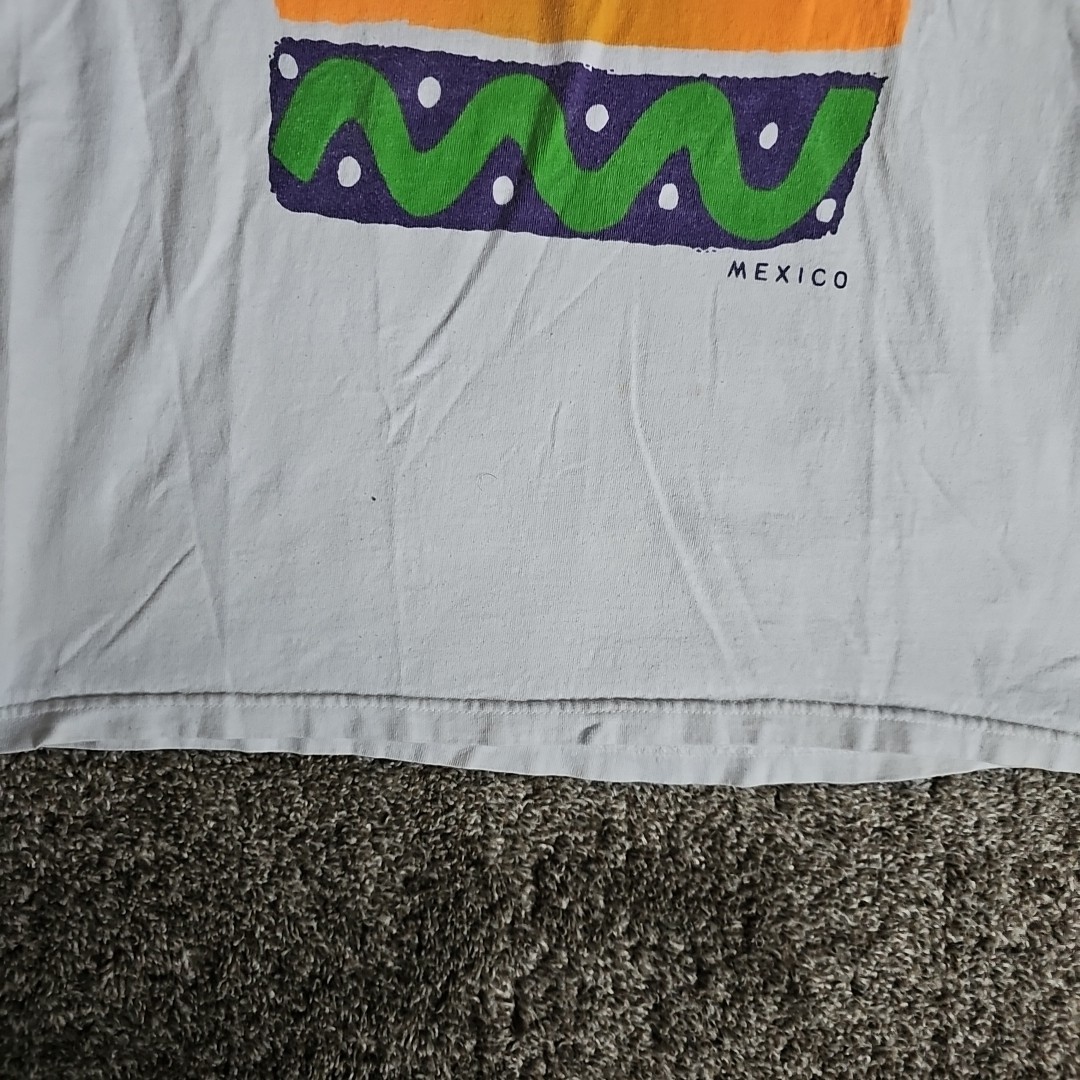 Miro Cozumel Mexico Art Style Size Large Fish Retro Colored Short Sleeve Shirt gallery