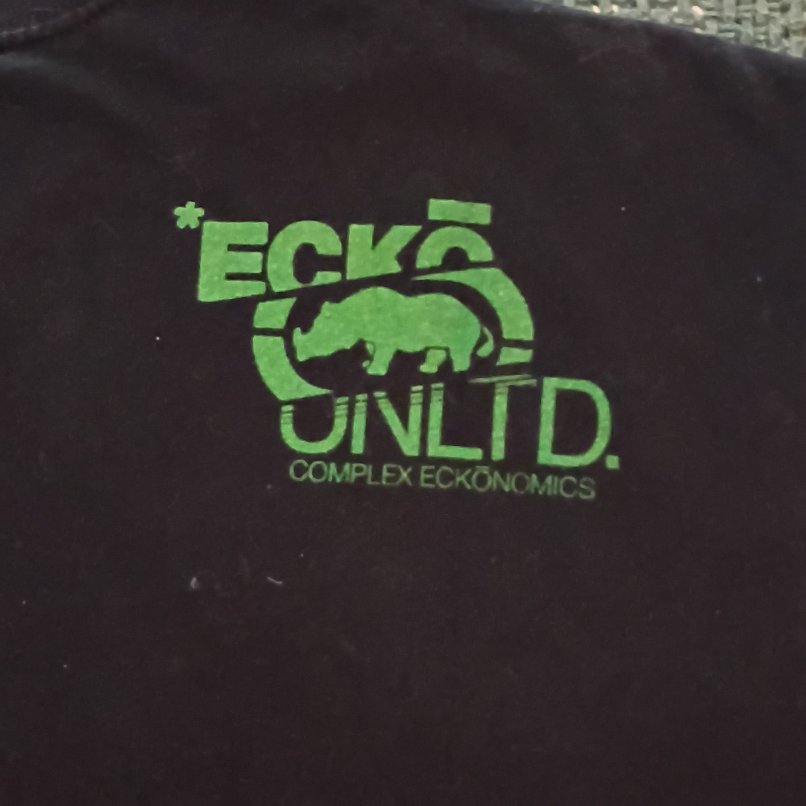 Ecko Unltd. Vintage Men's L Black Graphic Rhino Crew Neck Cotton Tee gallery