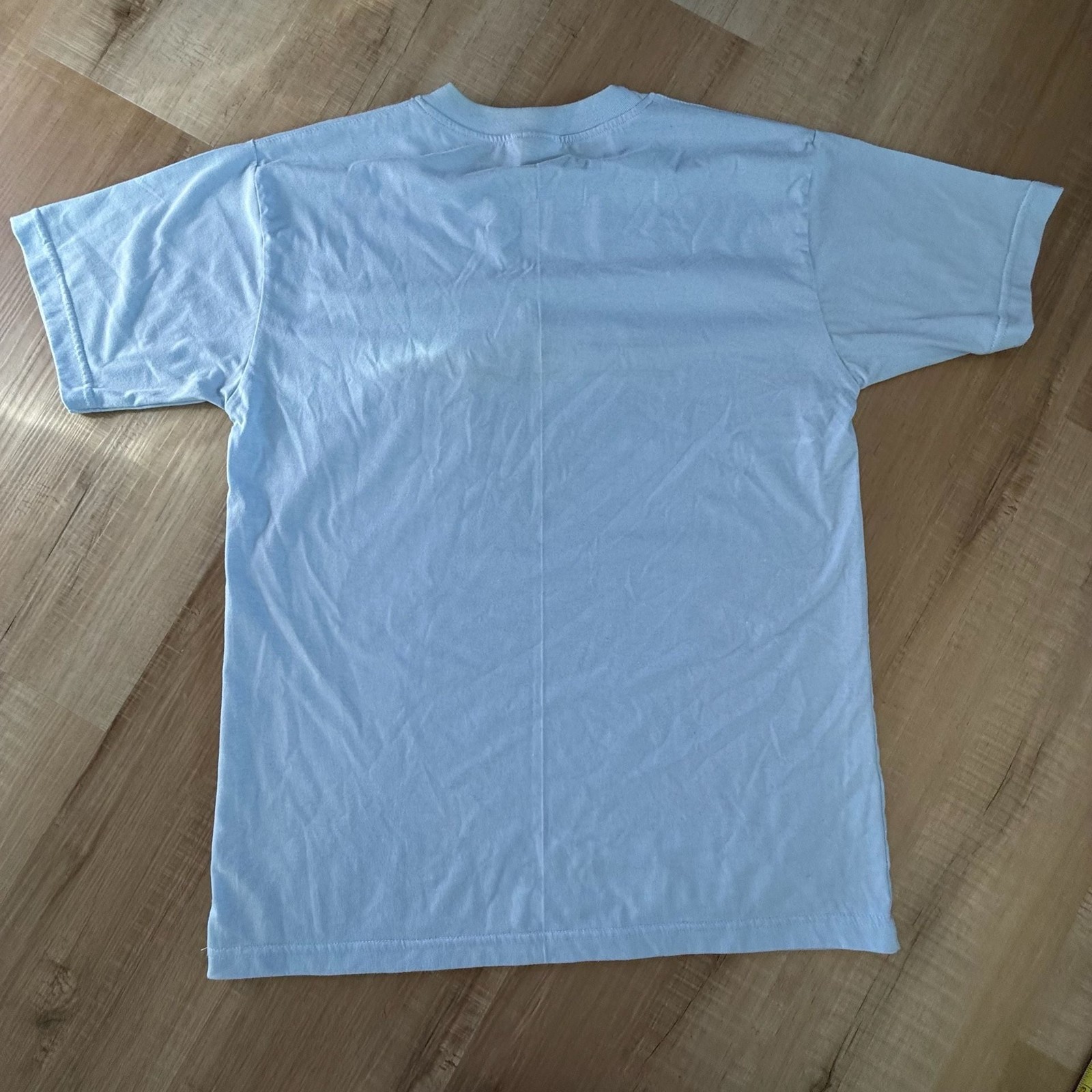 Vintage 90s St. Maarten D.W.I. Embroidered Nautical Flag Souvenir T-Shirt gallery