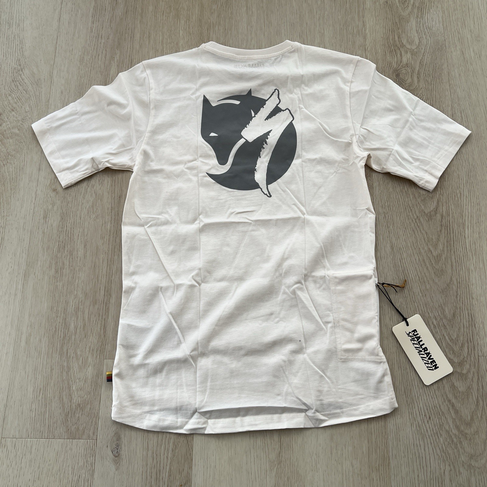 Fjallraven X Specialized Eggshell Off White Pocket T-Shirt Men’s XS Zip Pocket gallery