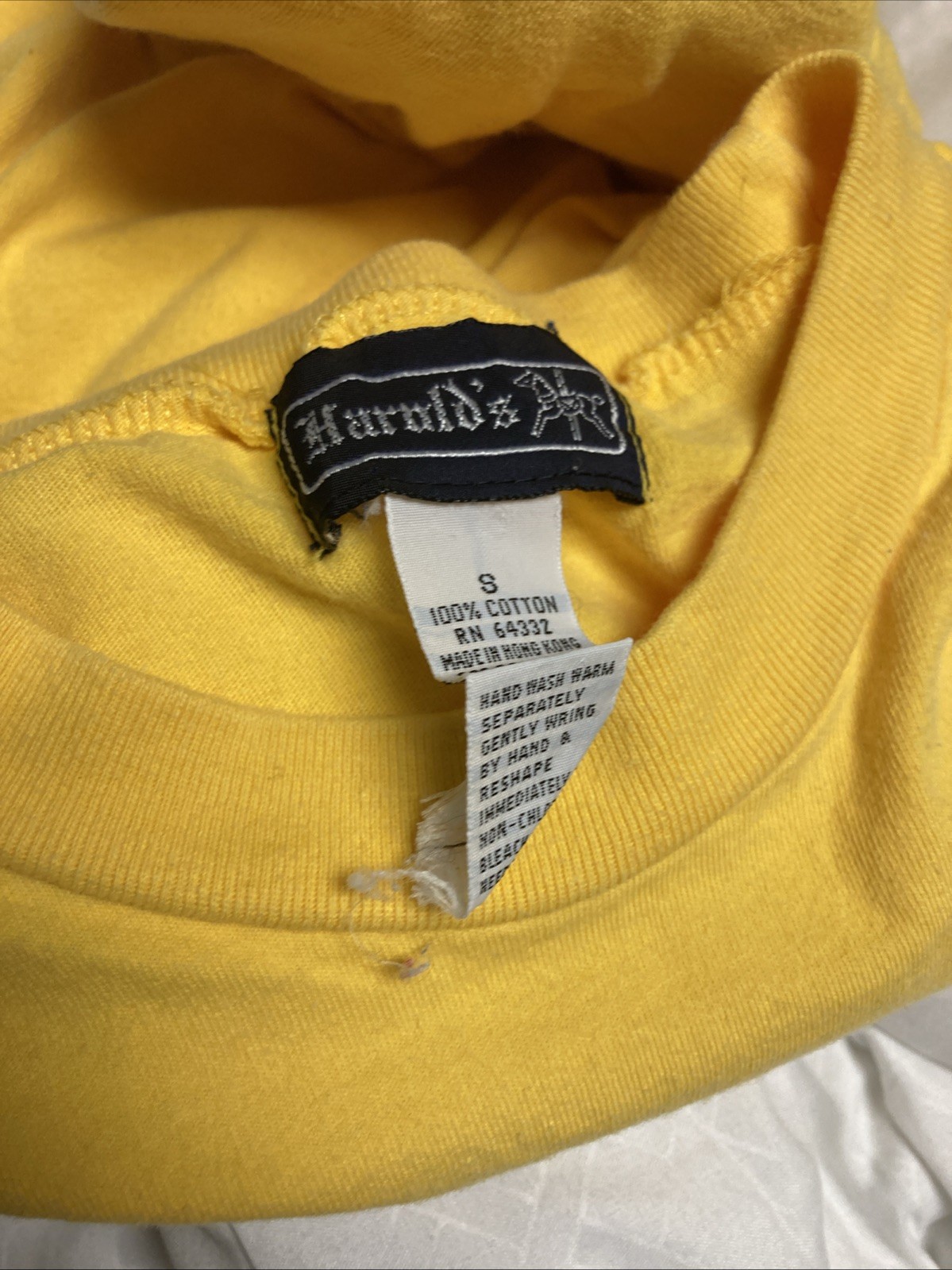 VTG 80s 70s Harold’s Front Pocket Blank Yellow Single Stitch T-shirt Hong Kong S gallery