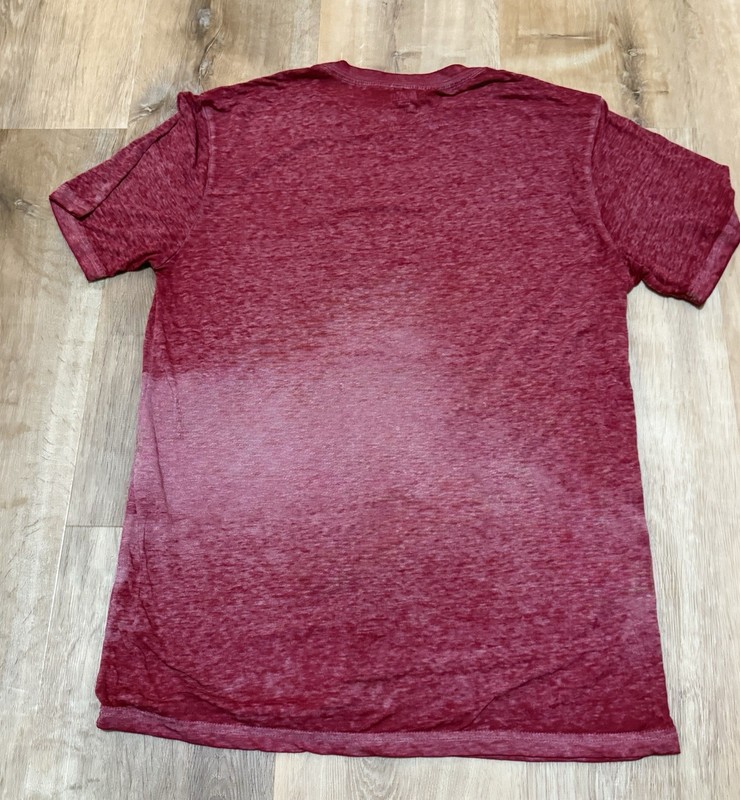 Deadpool "Maximum Effort" Marvel Studios Tshirt Red Size L Large Graphic gallery