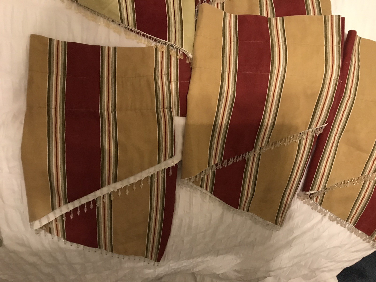 Set O 5 Waverly Triangle Valances With Clear Plastic Dangle Beads, Striped