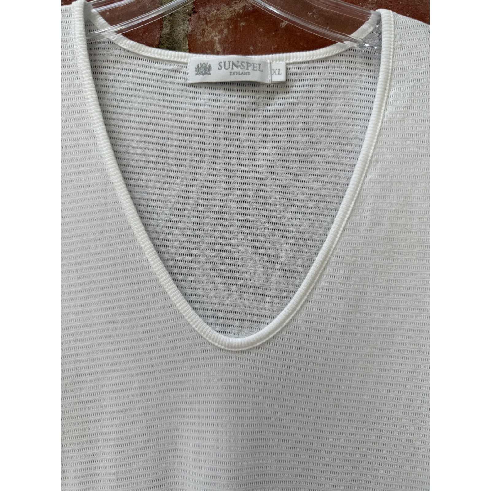 Sunspel England Mens XL White Cotton Cellular Mesh Deep V-Neck T-Shirt Knit Top gallery