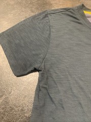 Reverse Threads Henley Shirt Small