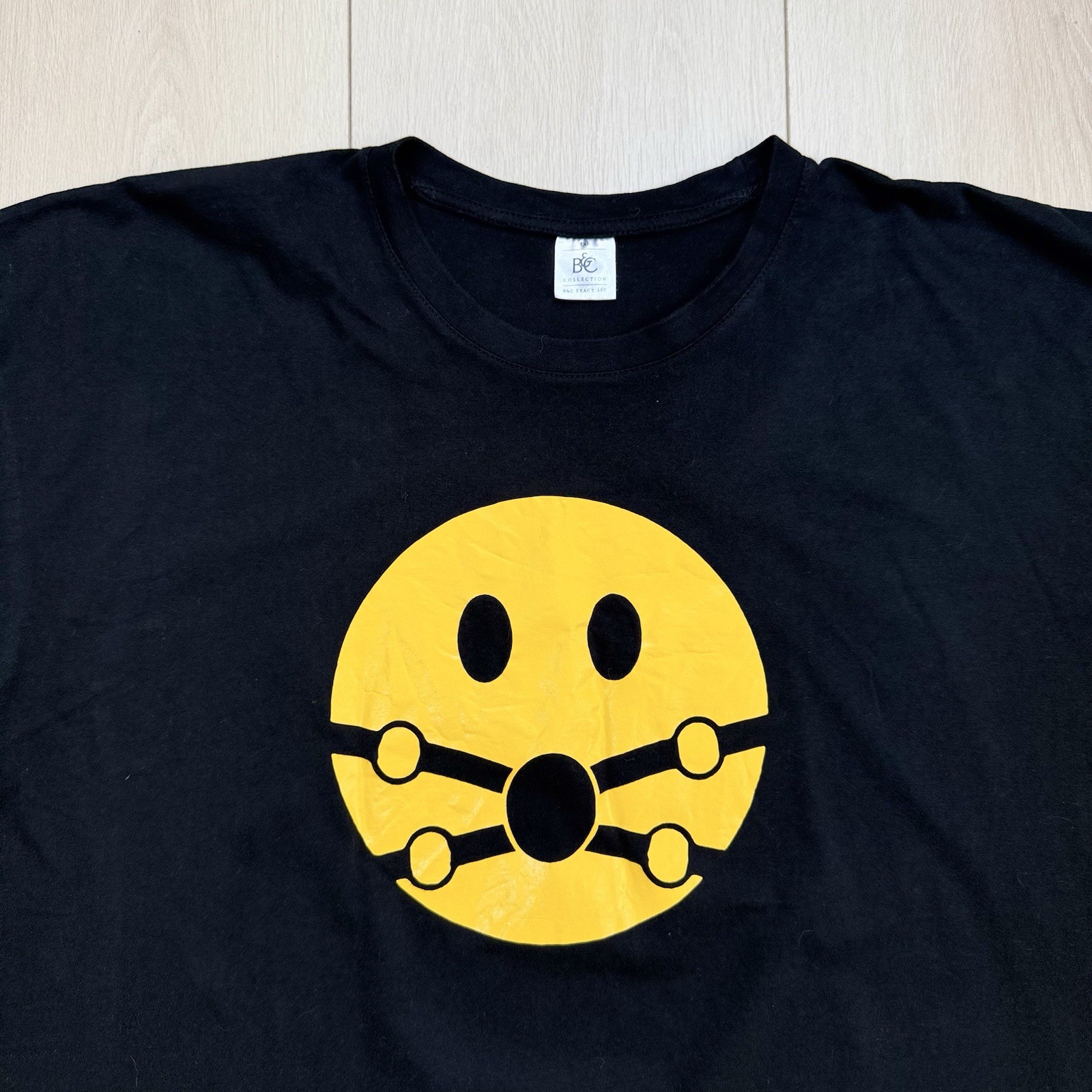B&C Collection Mens 4XL Black Graphic Tee Yellow Smile Face Streetwear Punk Cool gallery