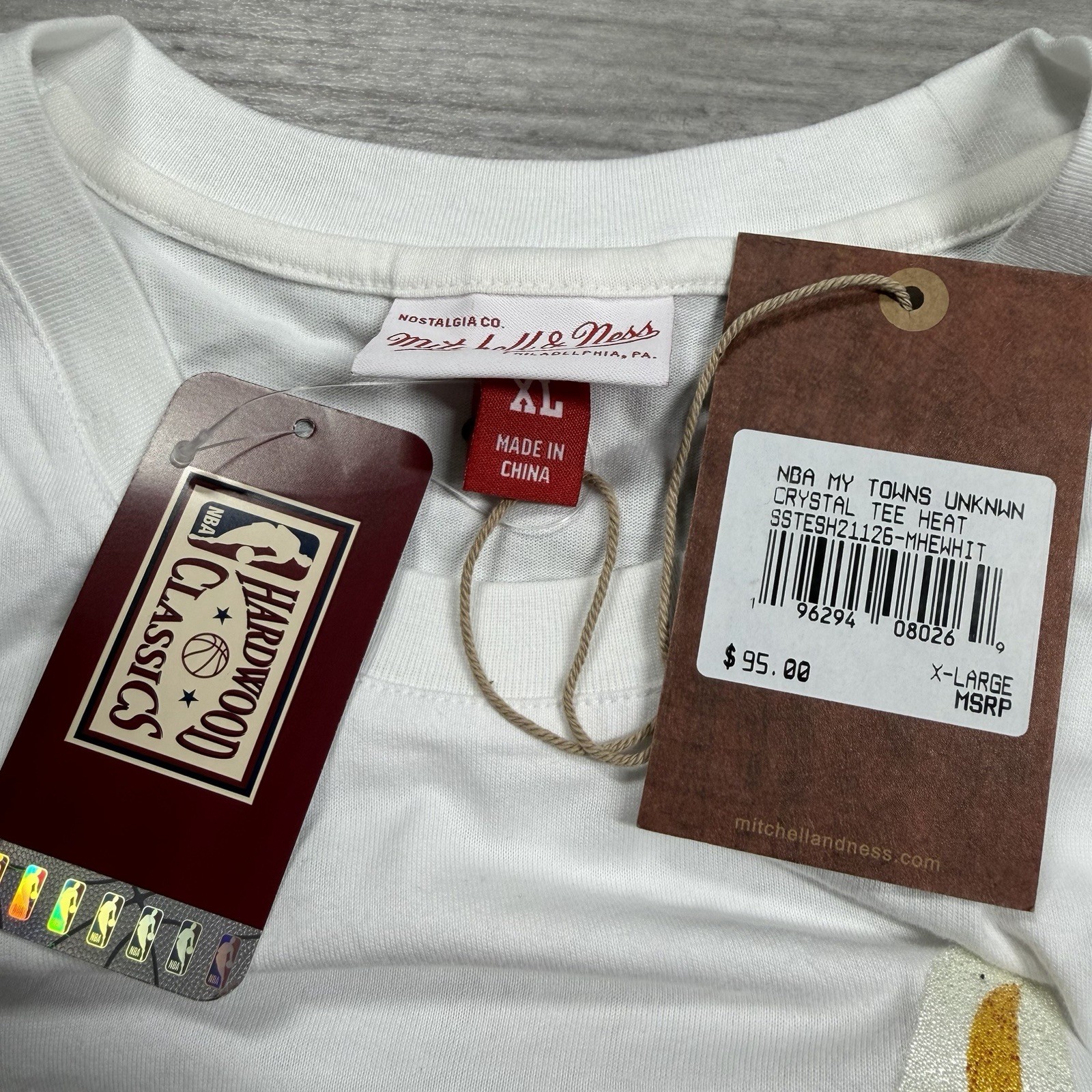 UNKNWN x Mitchell and Ness Miami Heat T-Shirt White Men's XL NBA Basketball NWT gallery
