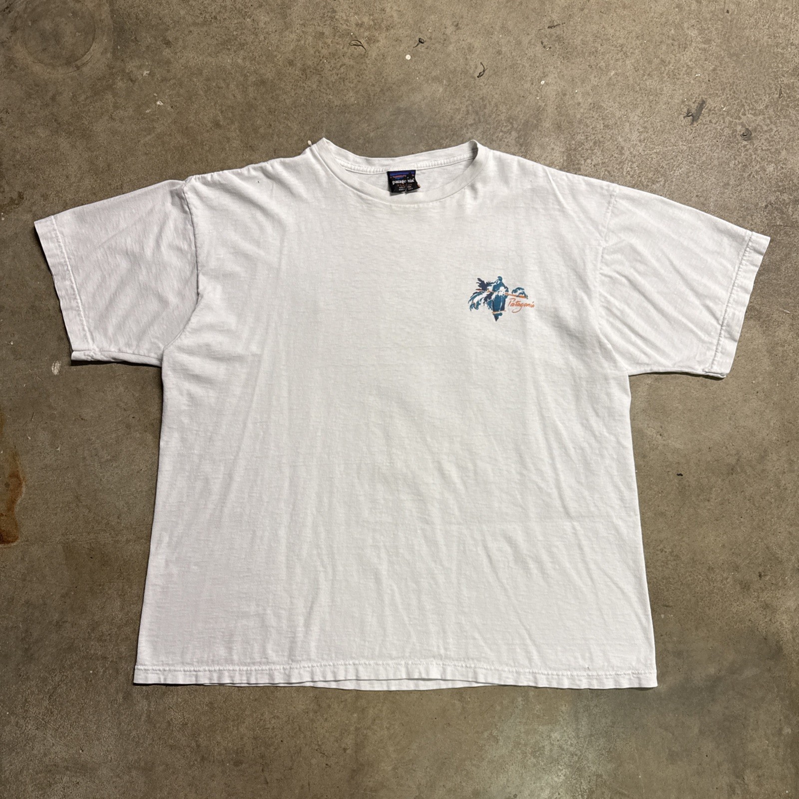 Vintage Patagonia Shirt Mens XL White 90s Art Surf Kayak Nature Mountains USA gallery