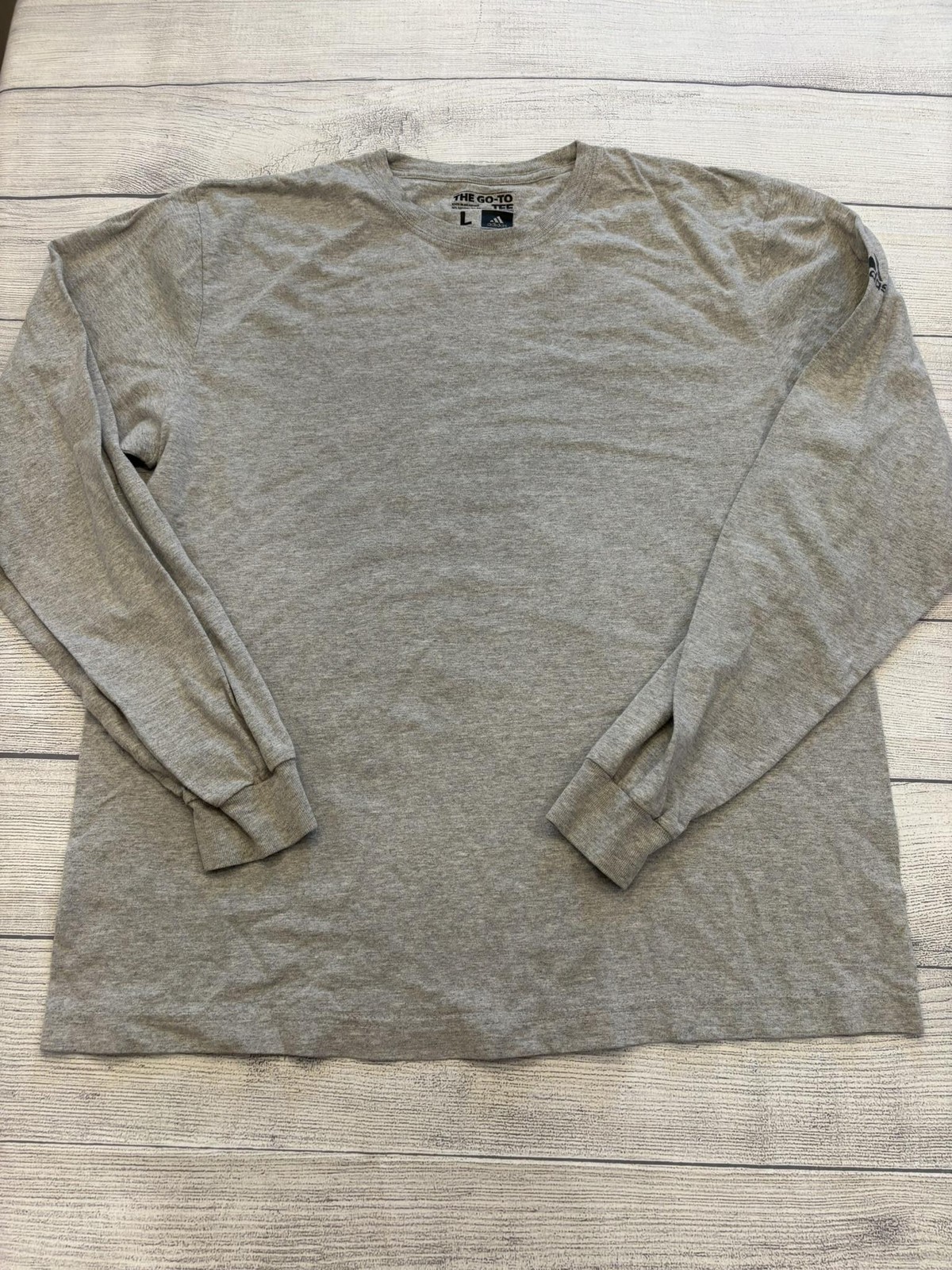 Adidas Shirt Mens Large Gray The Go-To Tee Long Sleeve Athletic Logo Casual gallery