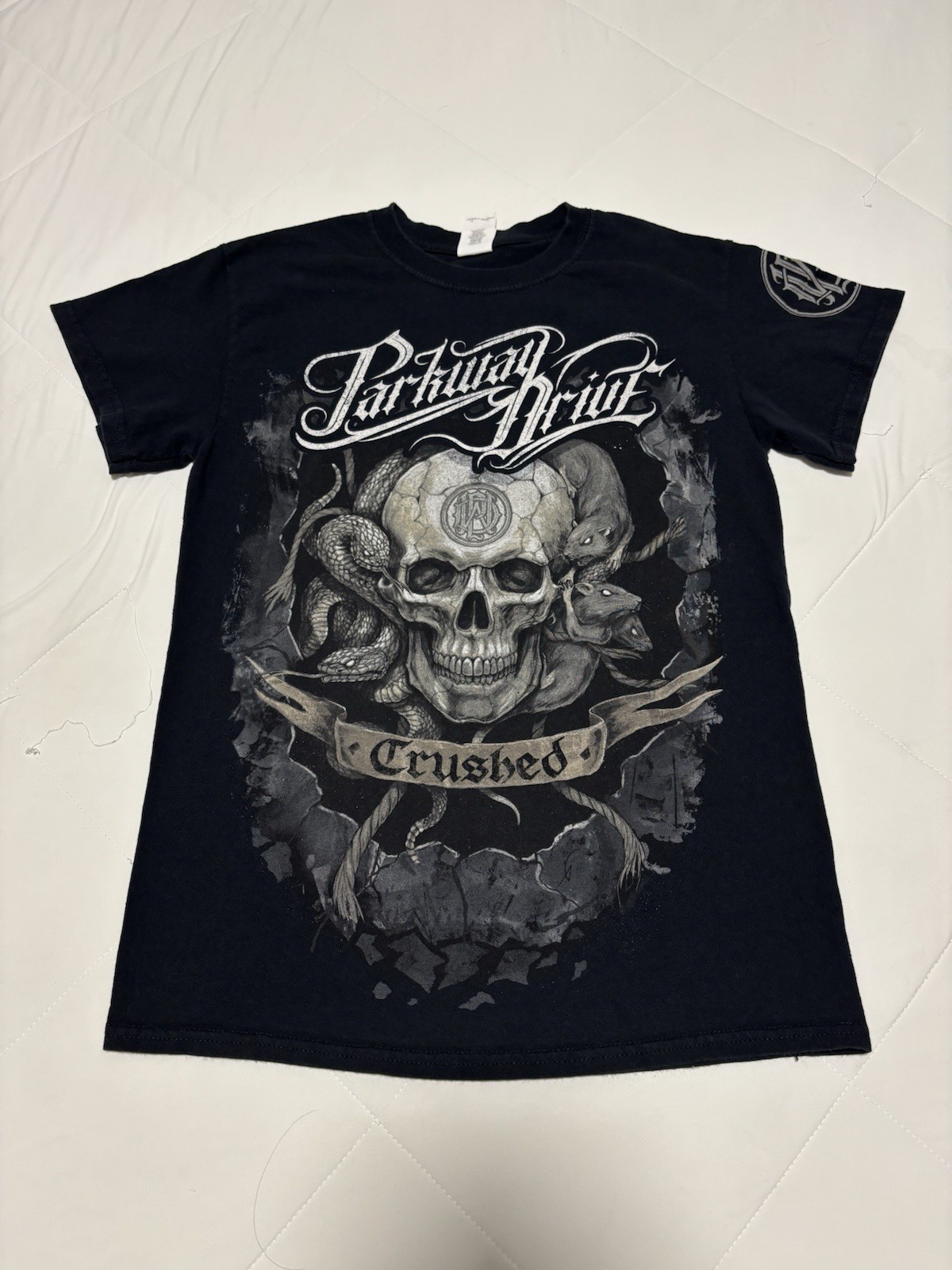 2015 Parkway Drive Crushed Skull Band T-Shirt Size S Ire Album Era Metalcore PWD gallery